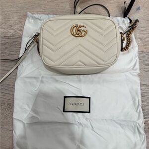 Gucci GG Marmont Camera Bag
Matelasse Mini White